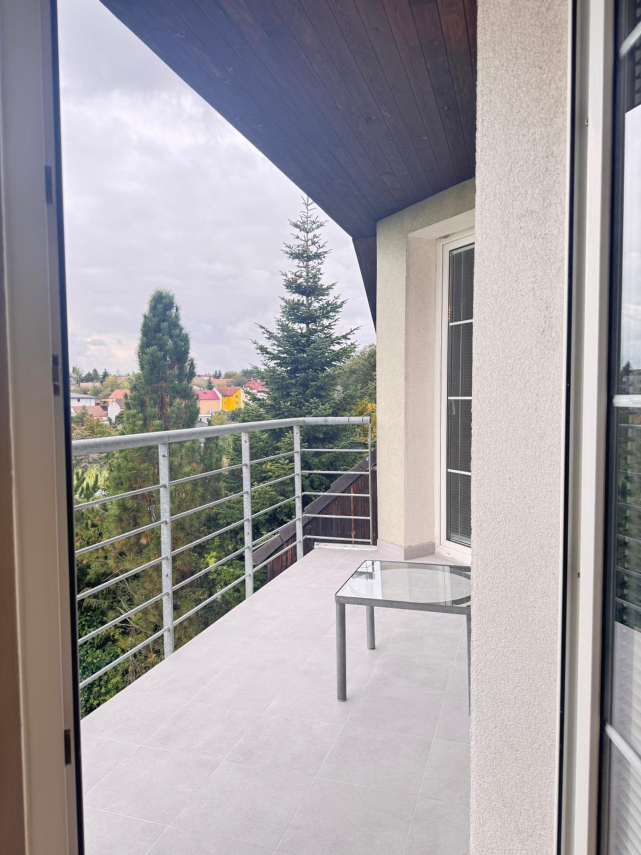 DiamondVilla, 4 bedroom Apartment, garden & spa