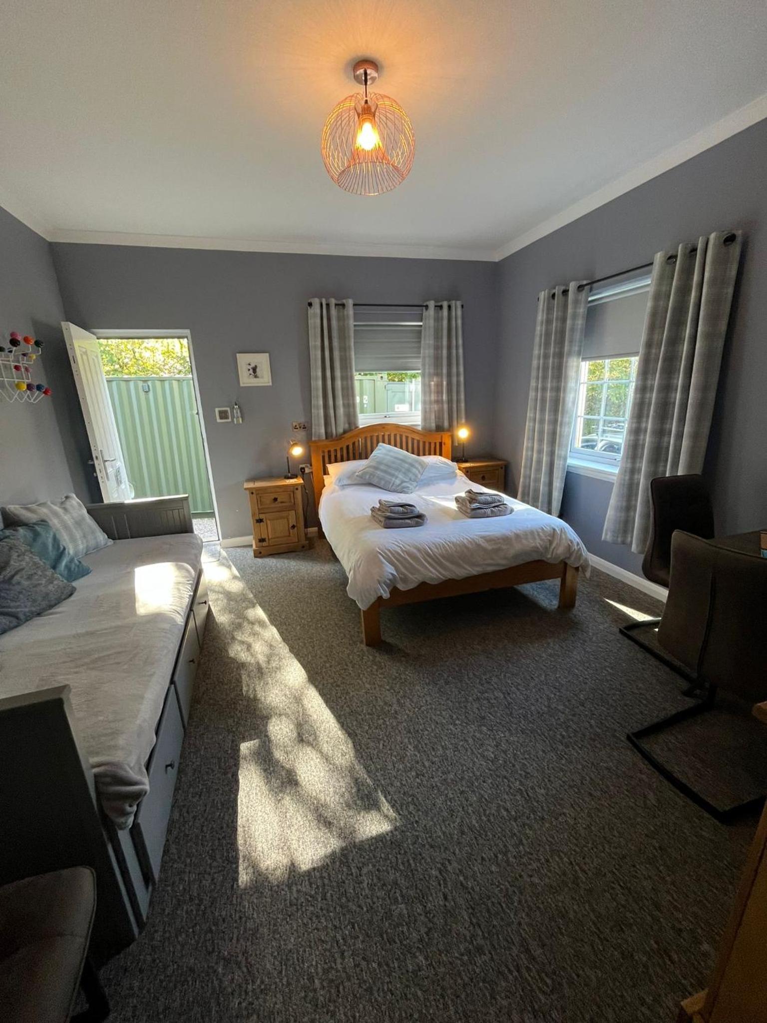 Glenlochy Apartments