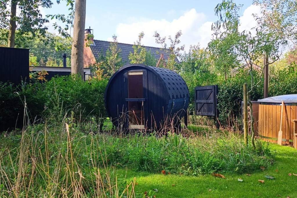 L'Etoile du matin 'with private sauna and hottub'