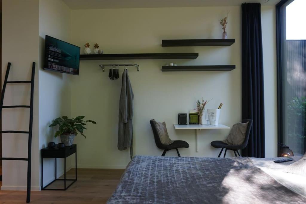 L'Etoile du matin 'with private sauna and hottub'