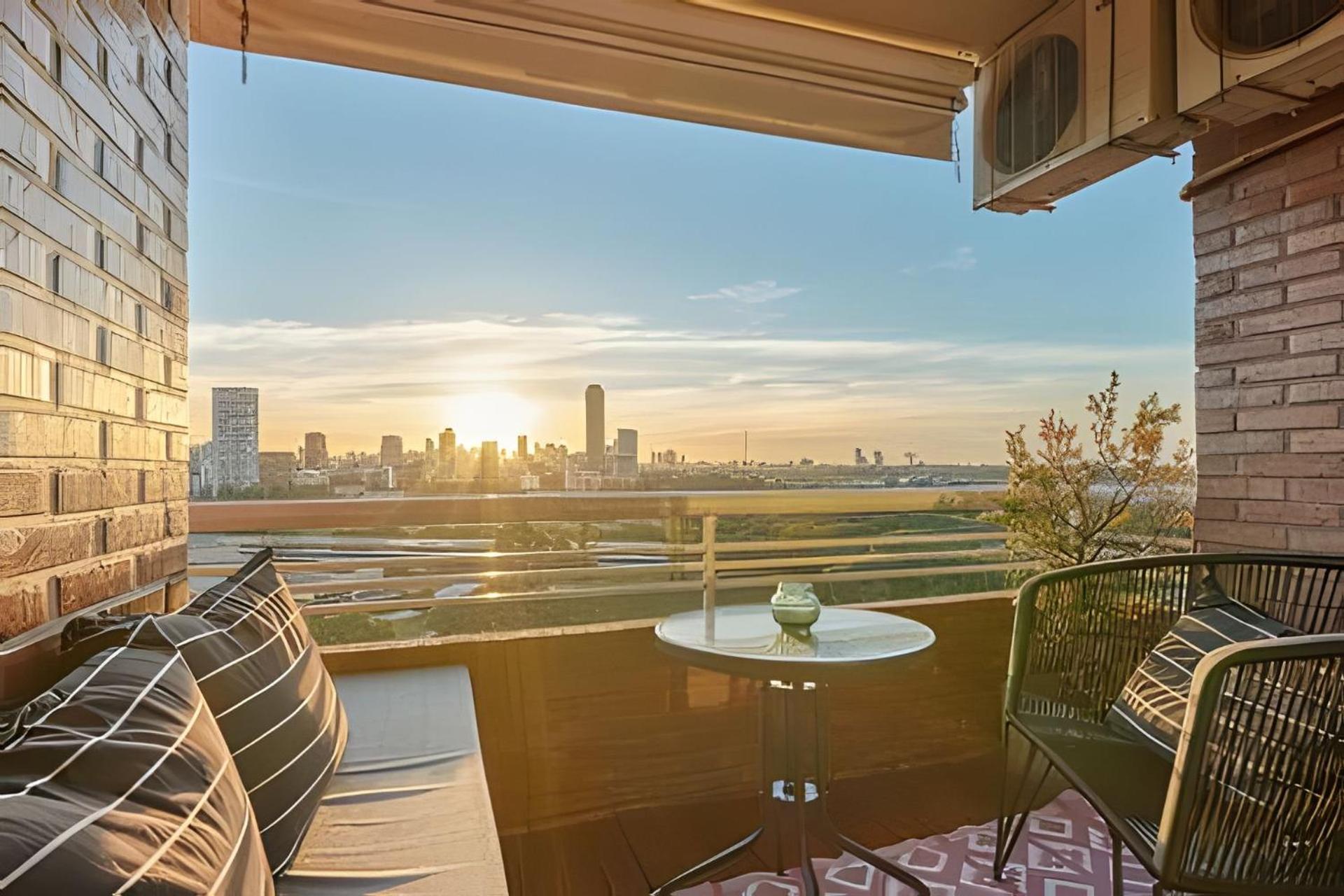 Top 1BR Open Polo Field Views & Pool!