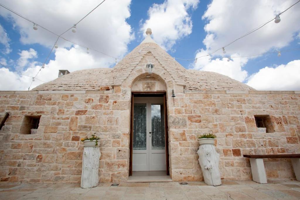 Trullo Oasi Santo Stefano - private pool view 3