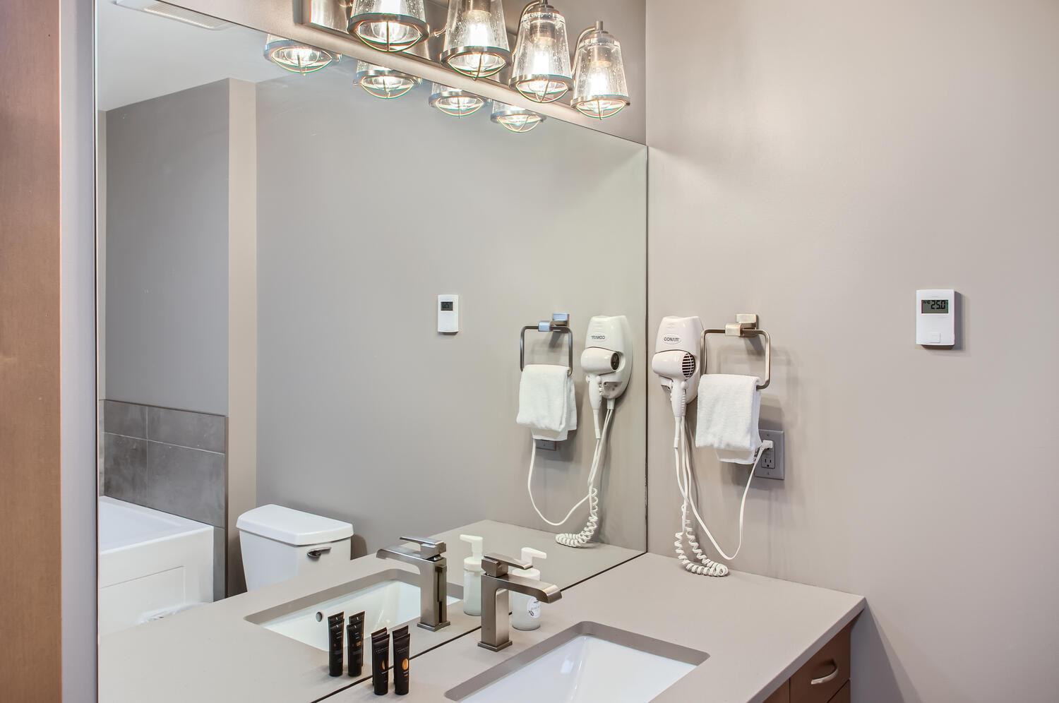 Stonegate Resort Unit B204