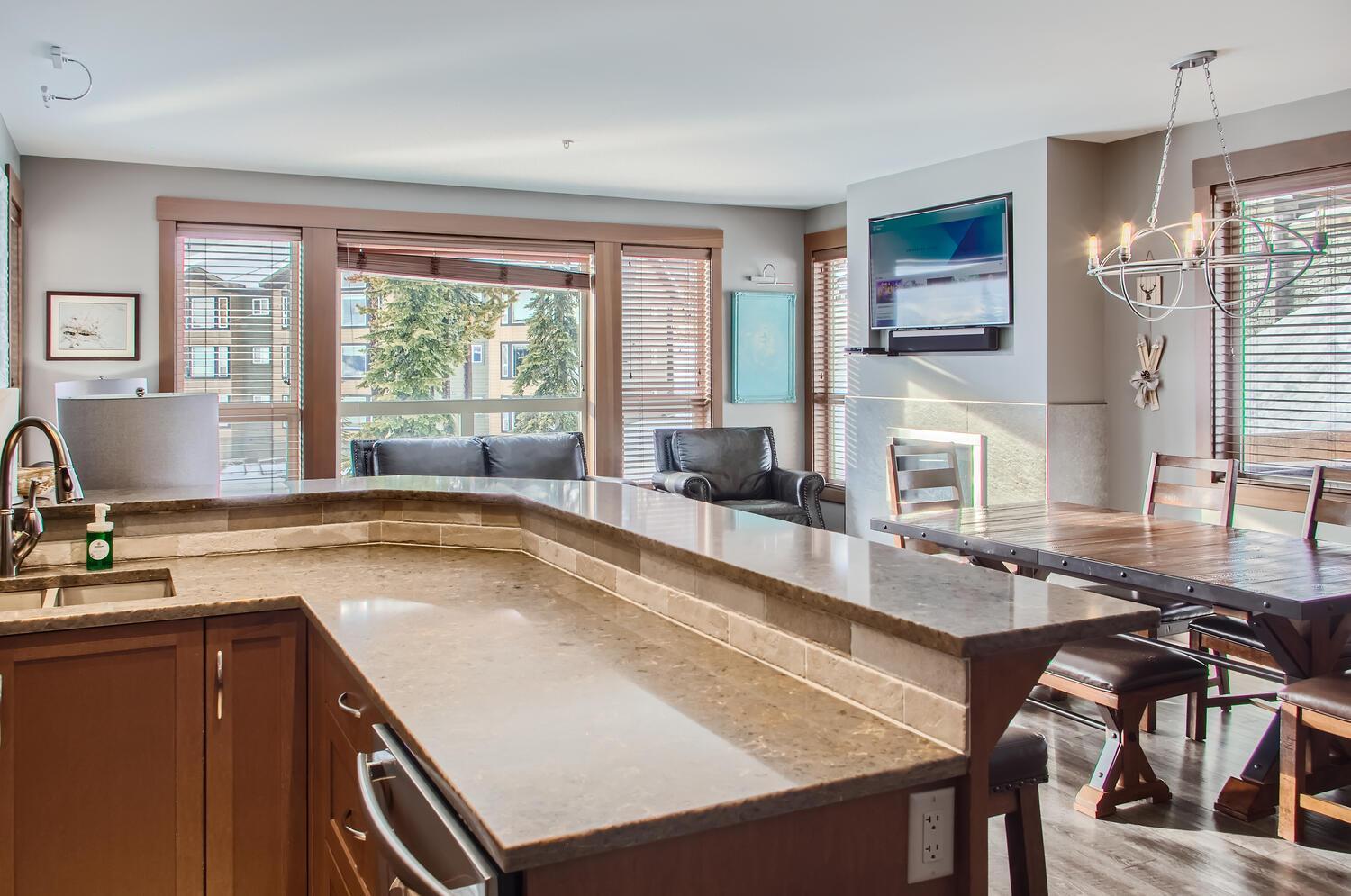 Stonegate Resort Unit B204