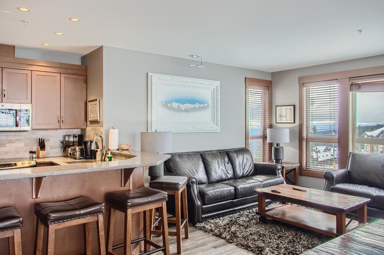 Stonegate Resort Unit B204