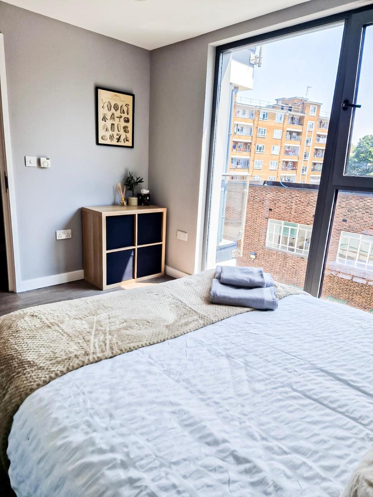 Contemporary Apartments with Private Balconies in Hoxton near Shoreditch, Old Street, Islington by NourNest Apartments