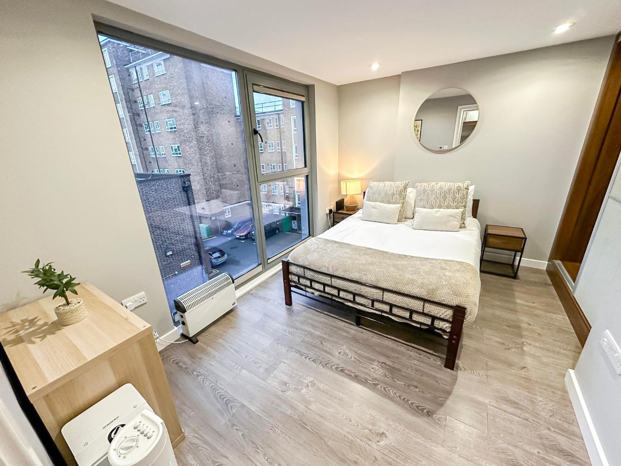 Contemporary Apartments with Private Balconies in Hoxton near Shoreditch, Old Street, Islington by NourNest Apartments