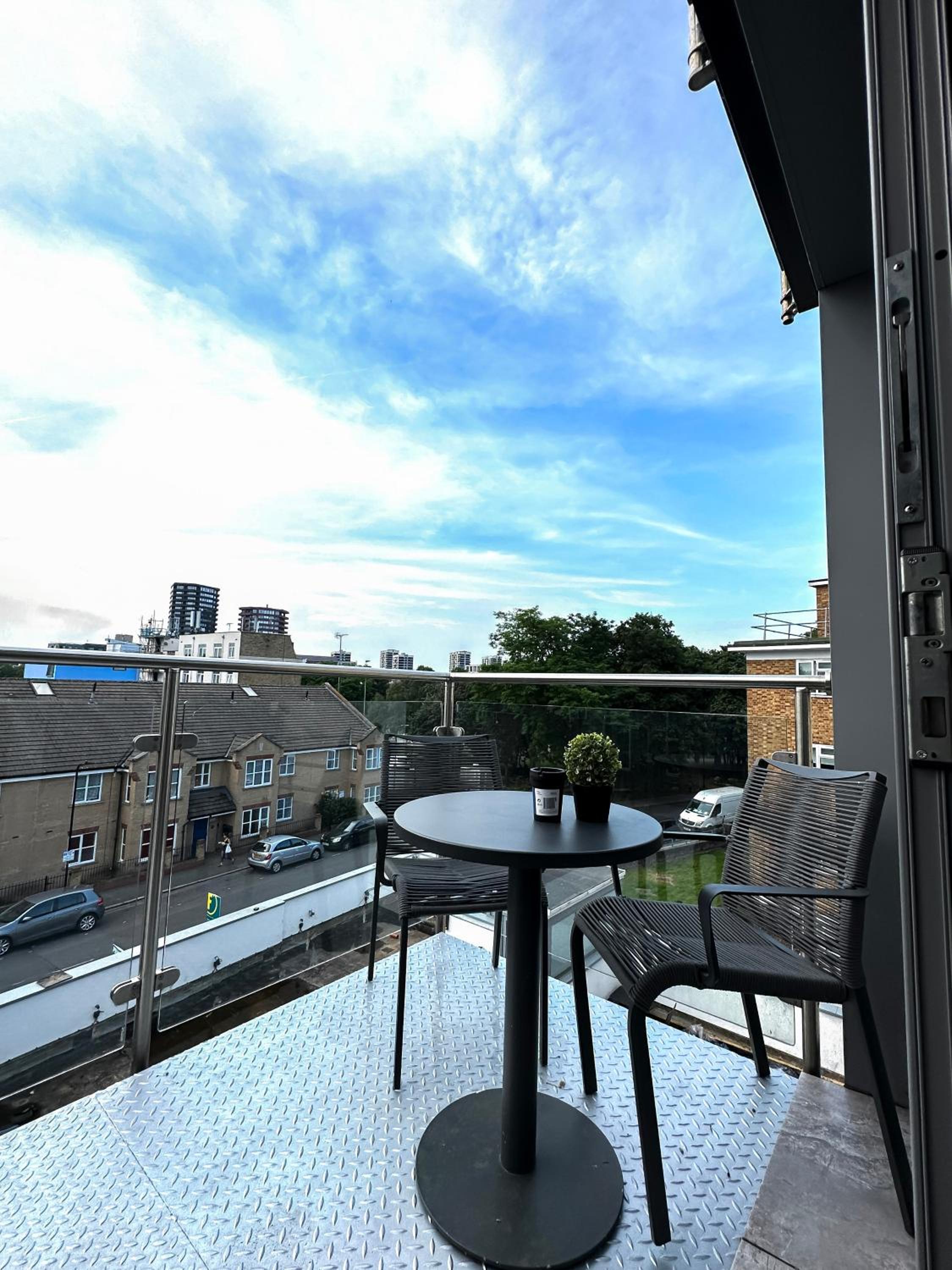 Contemporary Apartments with Private Balconies in Hoxton near Shoreditch, Old Street, Islington by NourNest Apartments
