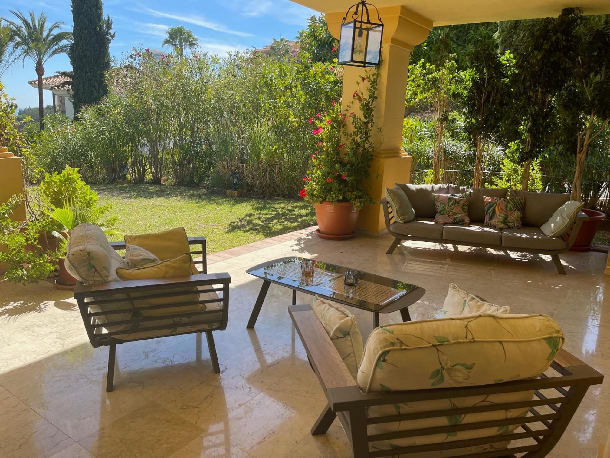 Golf Villa in Marbella, Frontline Golfvilla in RioReal Golf