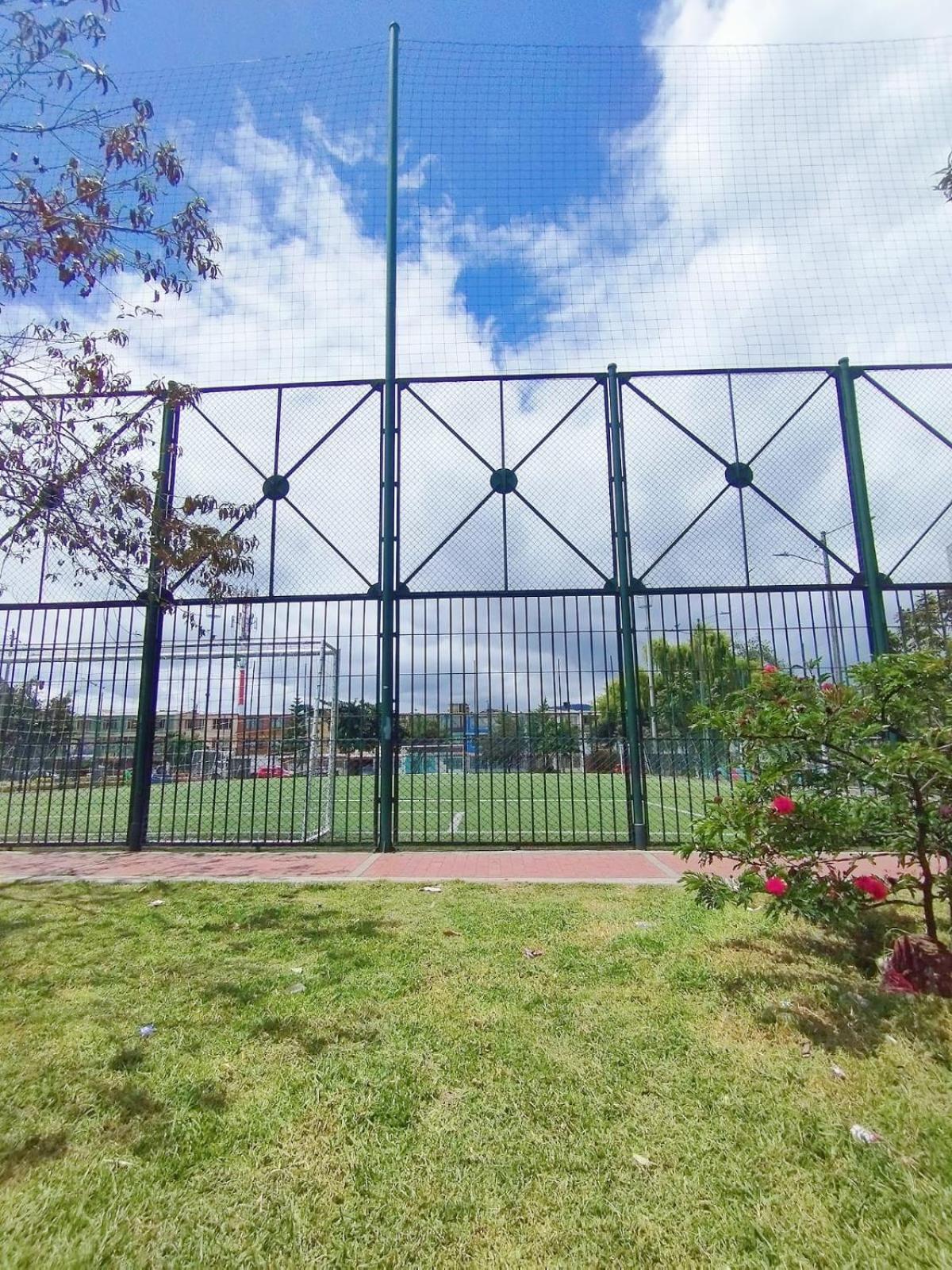apartamento en Bogotá cerca a Corferias, embajada, americana, universidad nacional y centro historico