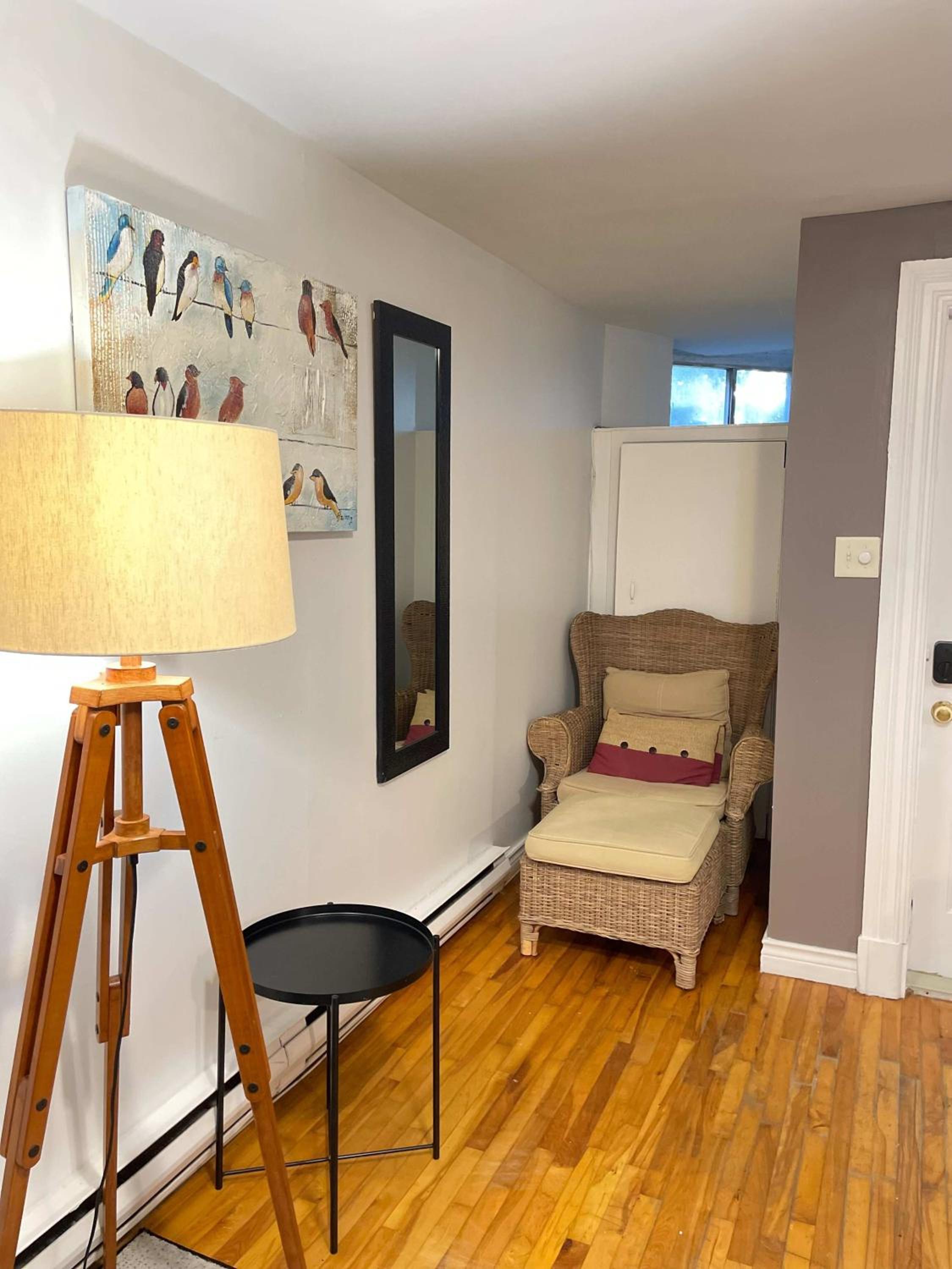 Inglis Heritage Cozy 2-Bedroom near Waterfront & Dining, Unit D