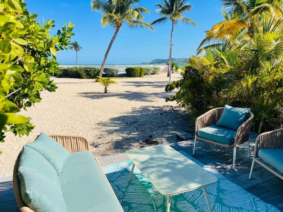Coco Beach 2 bedrooms beachfront