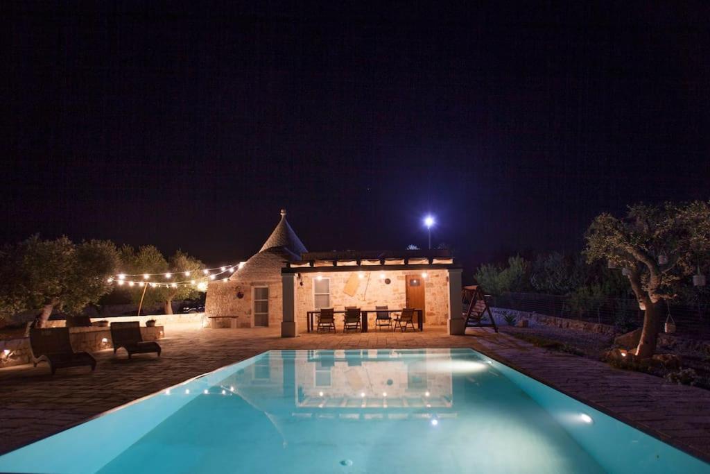 Trullo Oasi Santo Stefano - private pool view 2