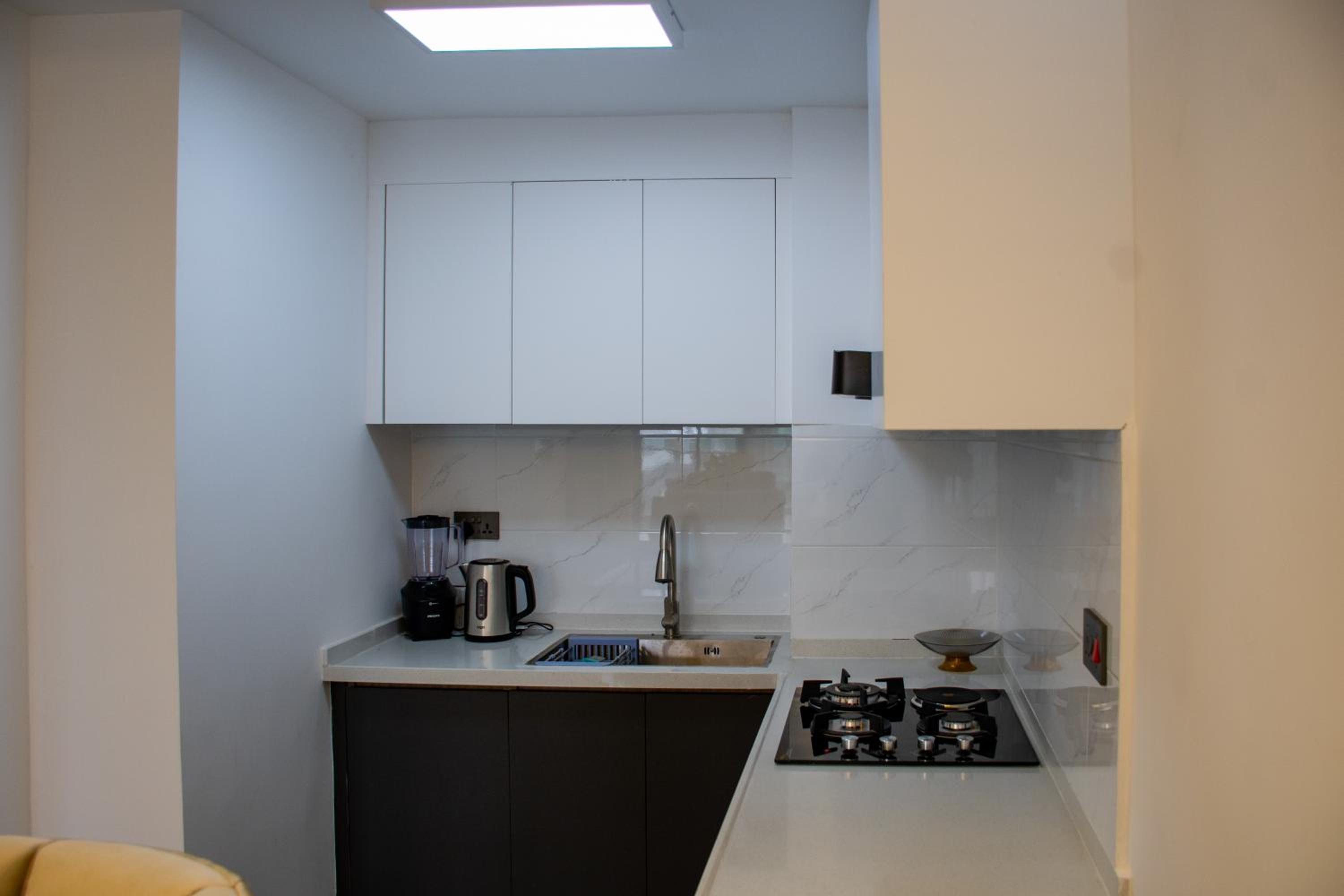 2 Bed Apartment with En Suite at Menelik Road view 5