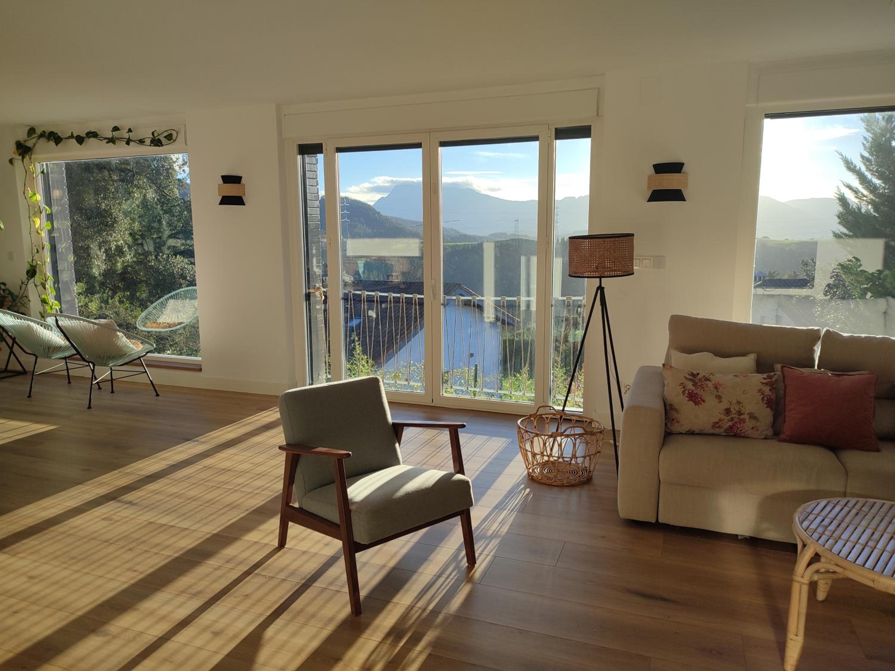 Areitio etxea - casa con jardin view 3