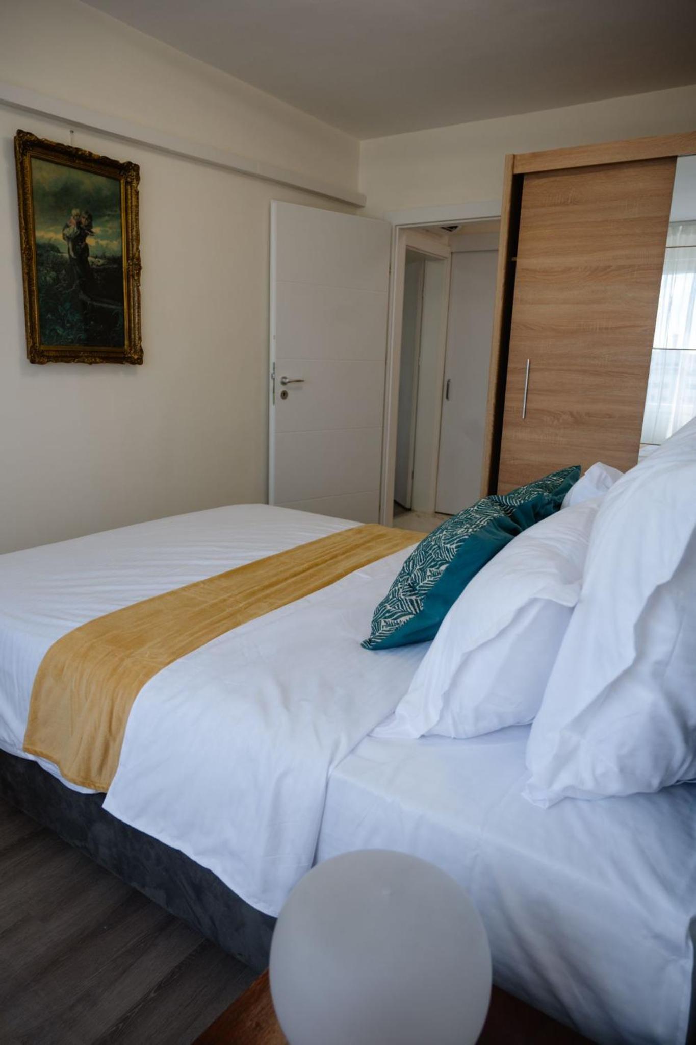 Helen Apartment