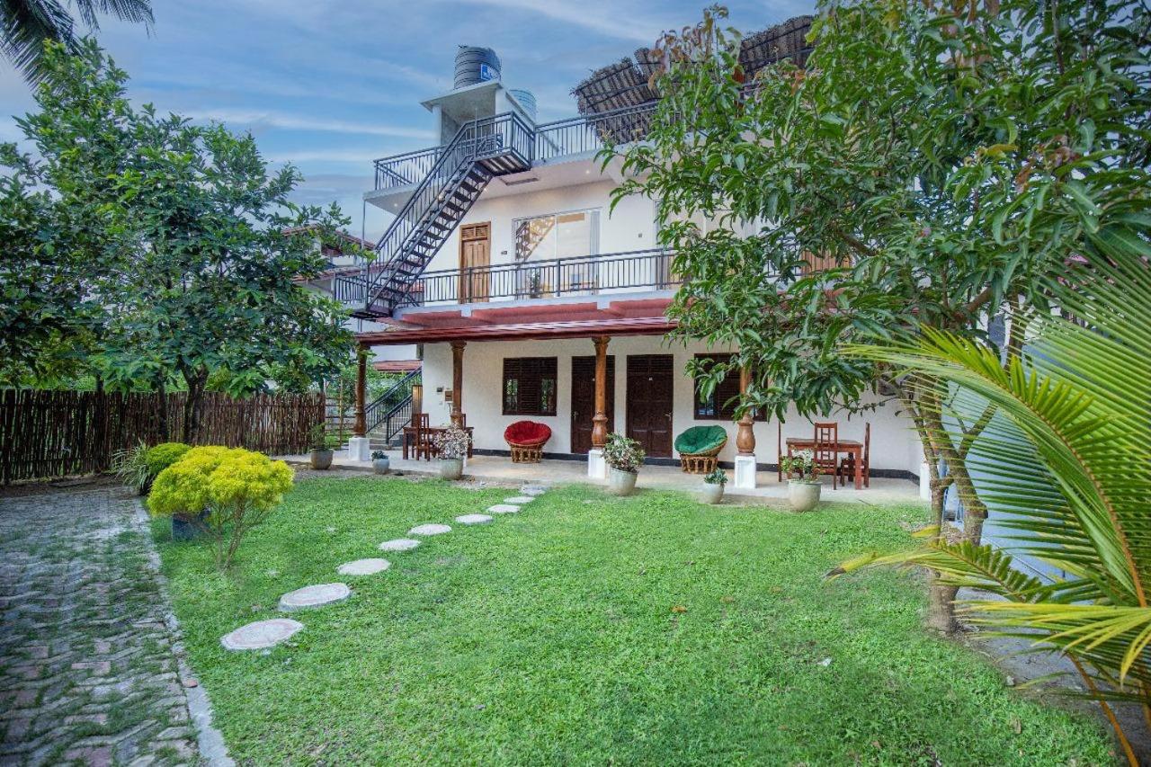 Happy House Hiriketiya view 2