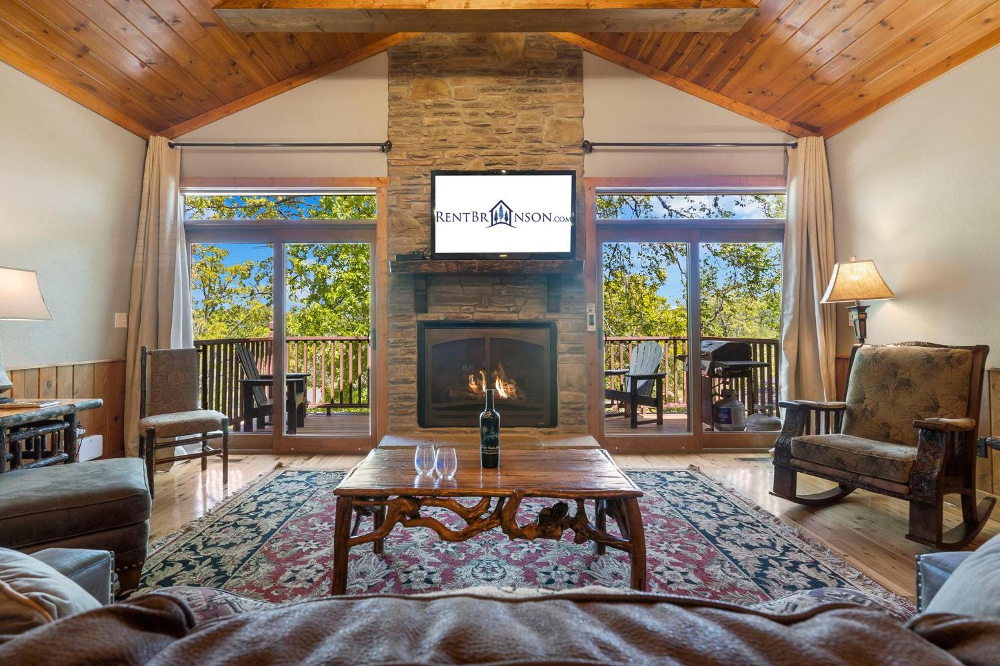 Taneycomo Upgraded Luxurious, Free Daily Fun, Adirondack Lodge, Beautiful Views! Free SDC tickets view 5