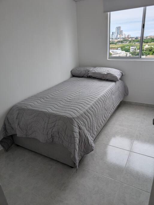 Apartamento con 3 habitaciones y Vista al Mar