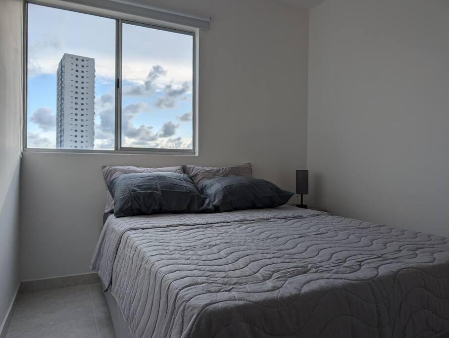 Apartamento con 3 habitaciones y Vista al Mar