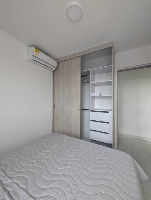 Apartamento con 3 habitaciones y Vista al Mar