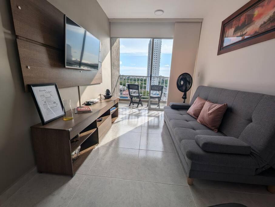 Apartamento con 3 habitaciones y Vista al Mar