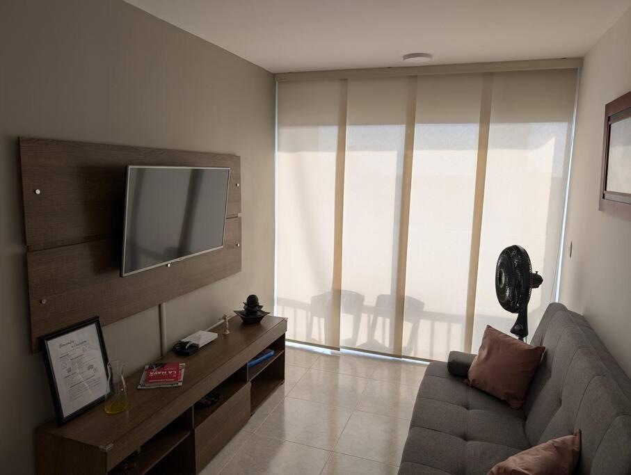 Apartamento con 3 habitaciones y Vista al Mar