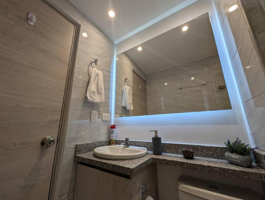 Apartamento con 3 habitaciones y Vista al Mar
