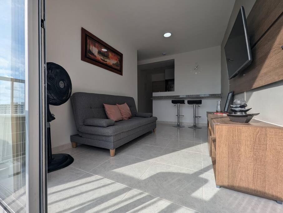 Apartamento con 3 habitaciones y Vista al Mar