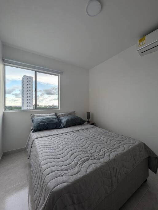 Apartamento con 3 habitaciones y Vista al Mar