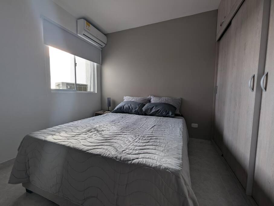 Apartamento con 3 habitaciones y Vista al Mar