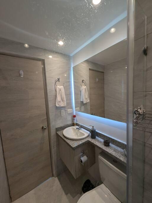 Apartamento con 3 habitaciones y Vista al Mar
