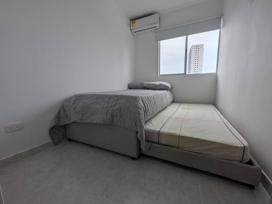 Apartamento con 3 habitaciones y Vista al Mar