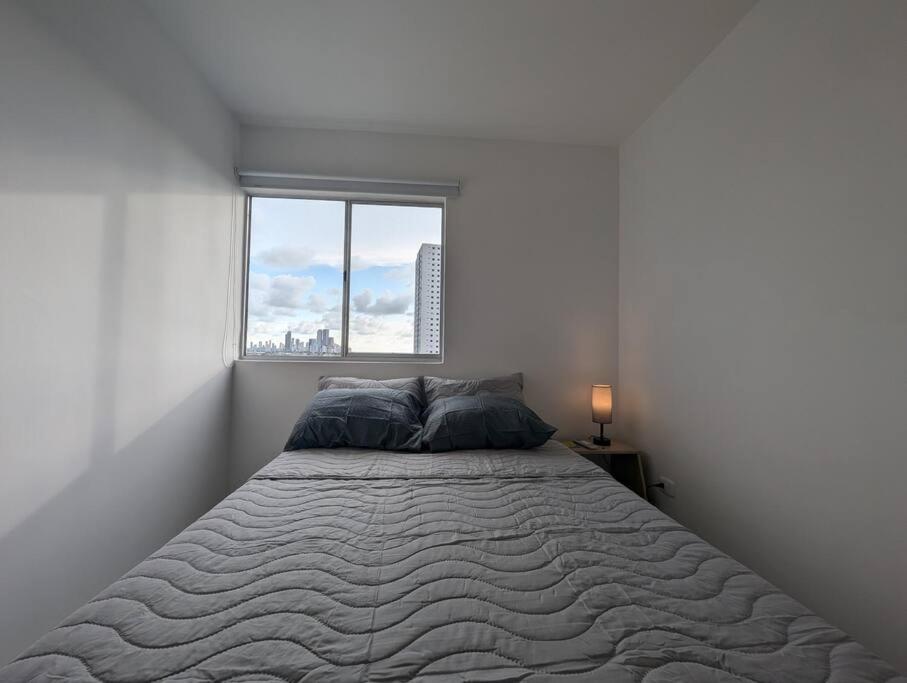 Apartamento con 3 habitaciones y Vista al Mar