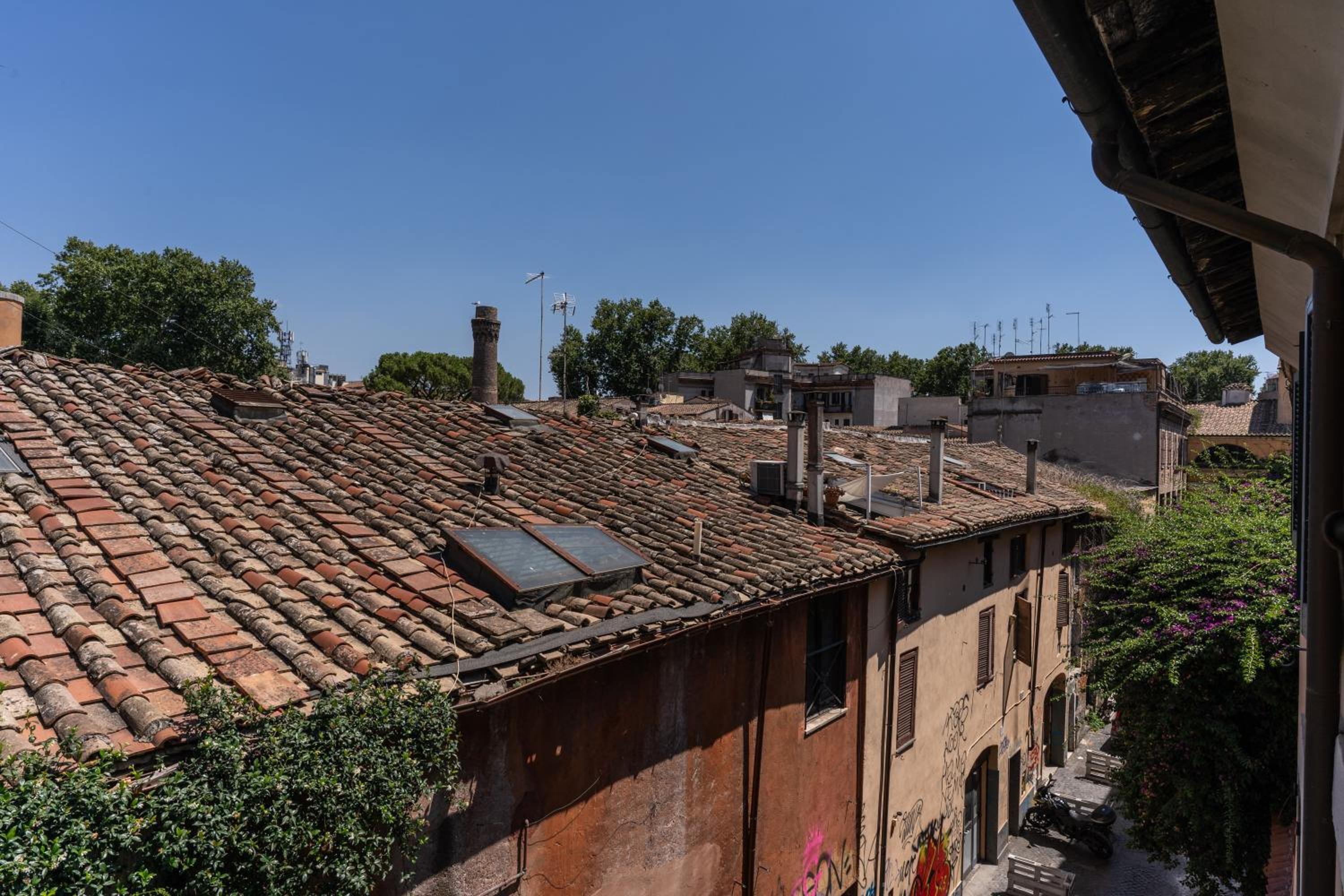 Cisterna 8