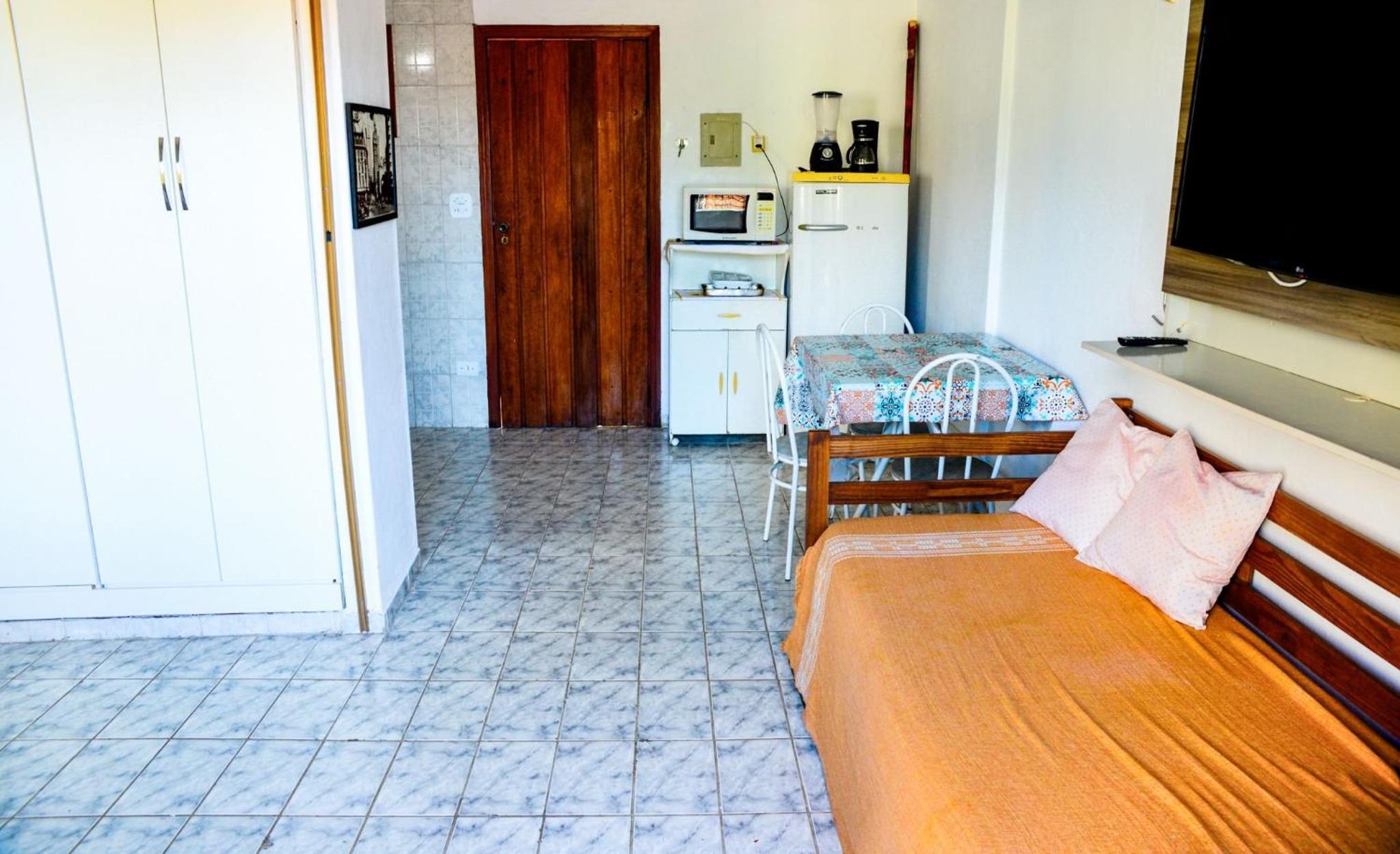 Apart 250 metros da Praia Itaguá Ubatuba SP