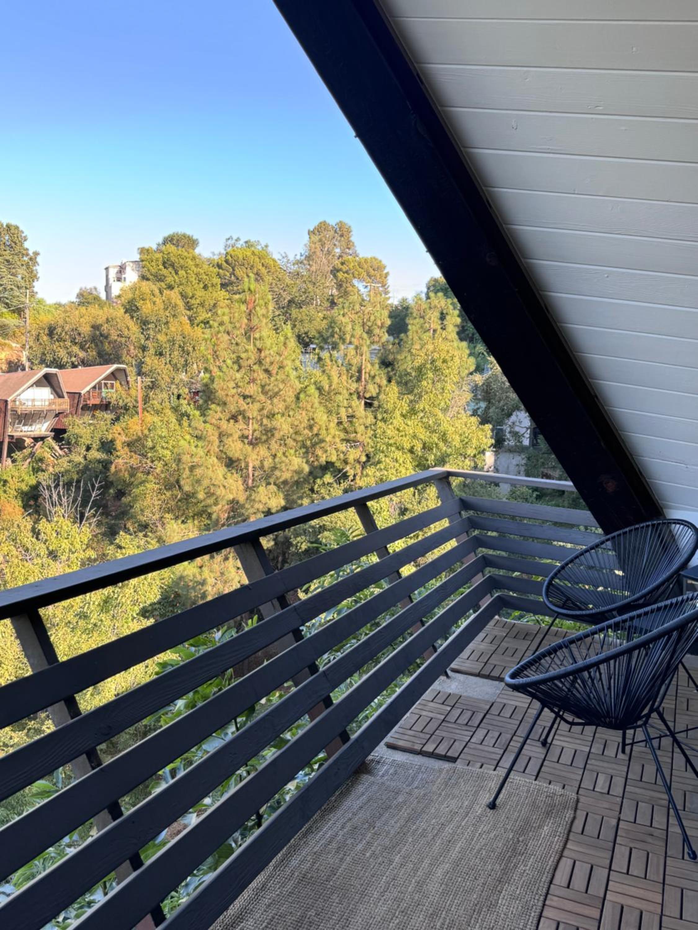 Architectural Marvel in Hollywood Hills with Views