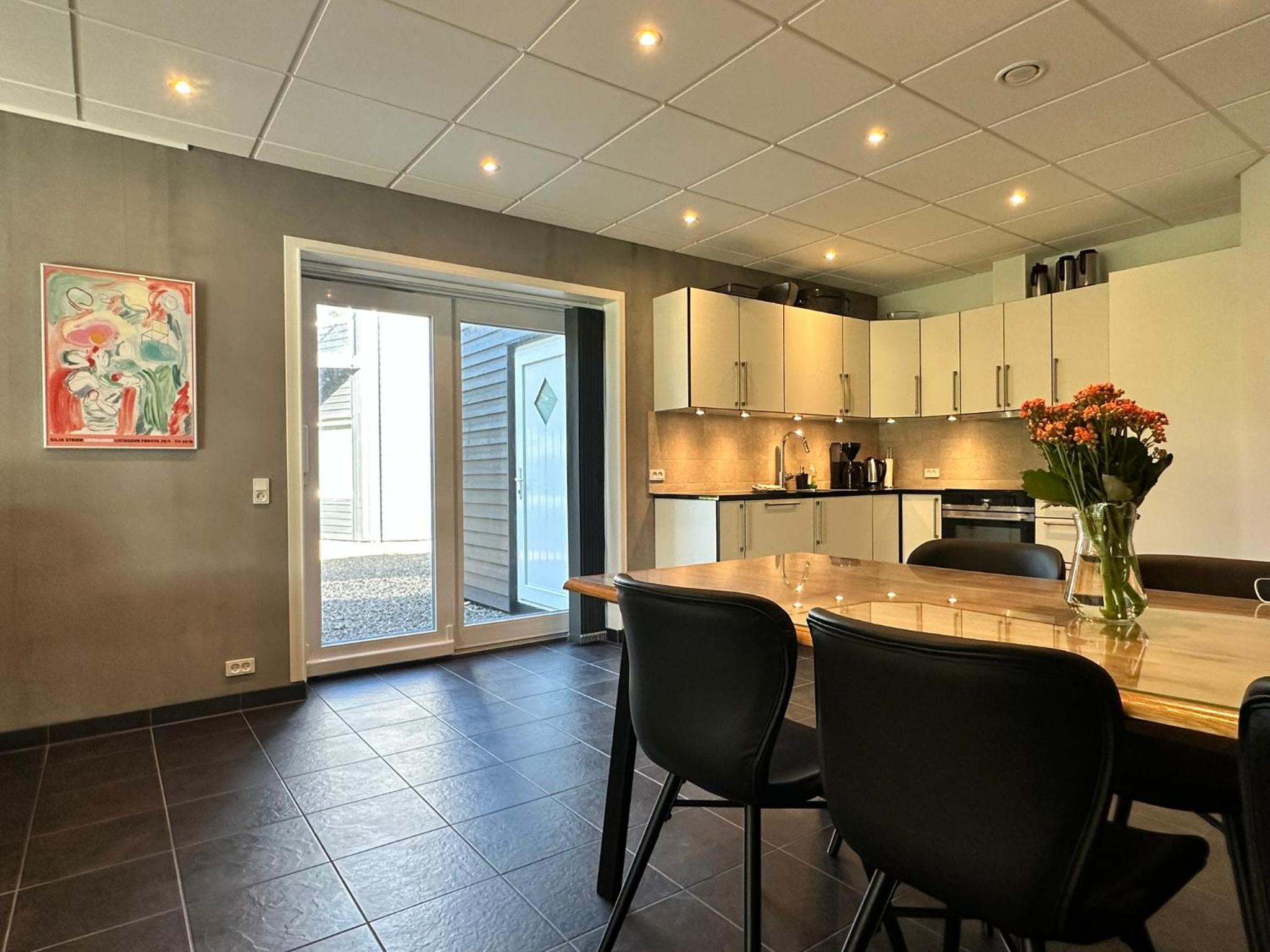 2 Bedroom Central Apartment