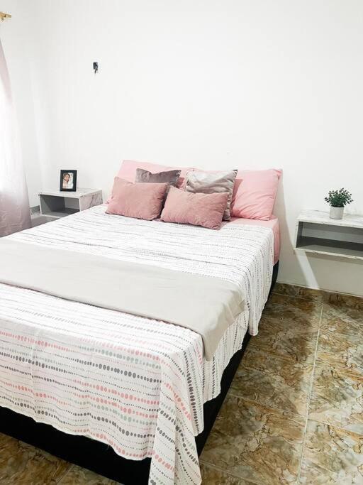 Hermosa y cómoda casa familiar