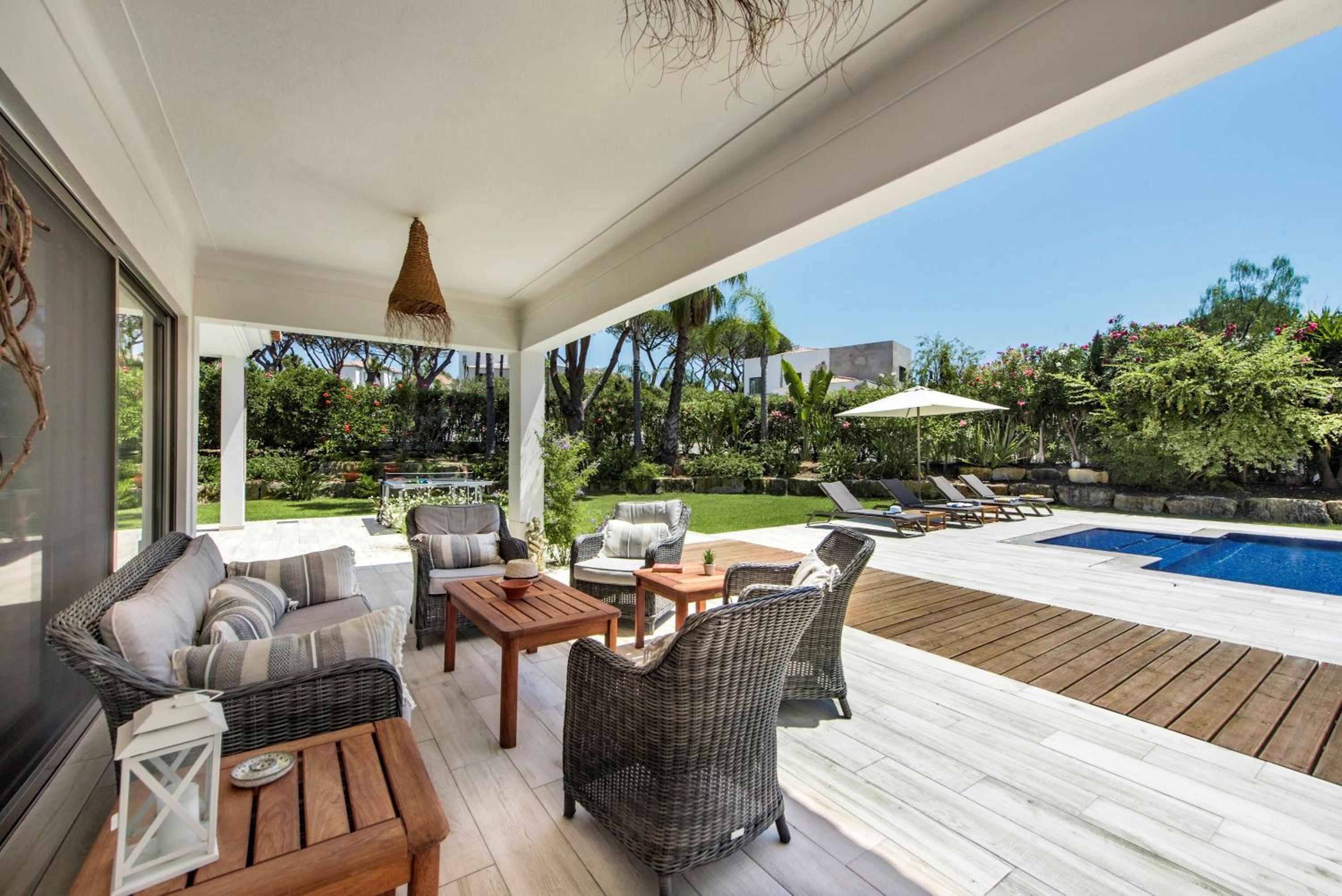 Almancil Vacations - Dazzling Almancil Villa  Villa Magorian  4 Bedrooms  Spacious Furnished Sun Terrace  Private Outdoor Pool  BBQ Facilities  Shaded Outdoor Dining Area  Private Garden  Quinta Do Lago - Property Image 5