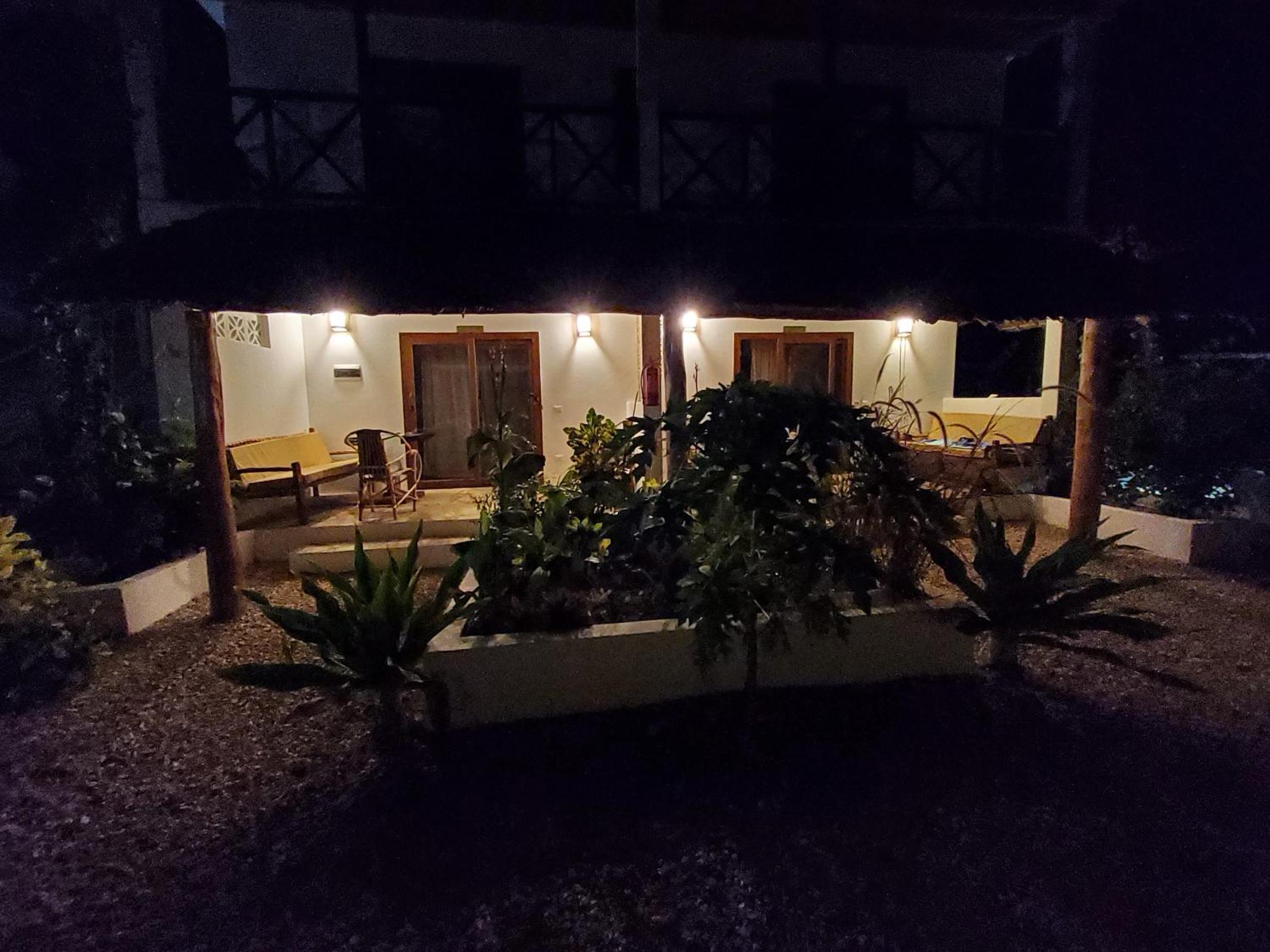 Iaia apartments