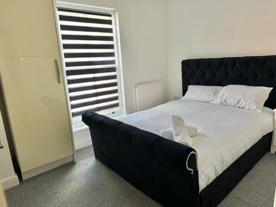 Cozy & Stylish Apt, Parking & Near City Centre view 5