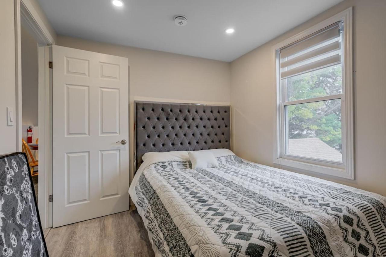 Cozy 1BR House in Central Niagara Escape