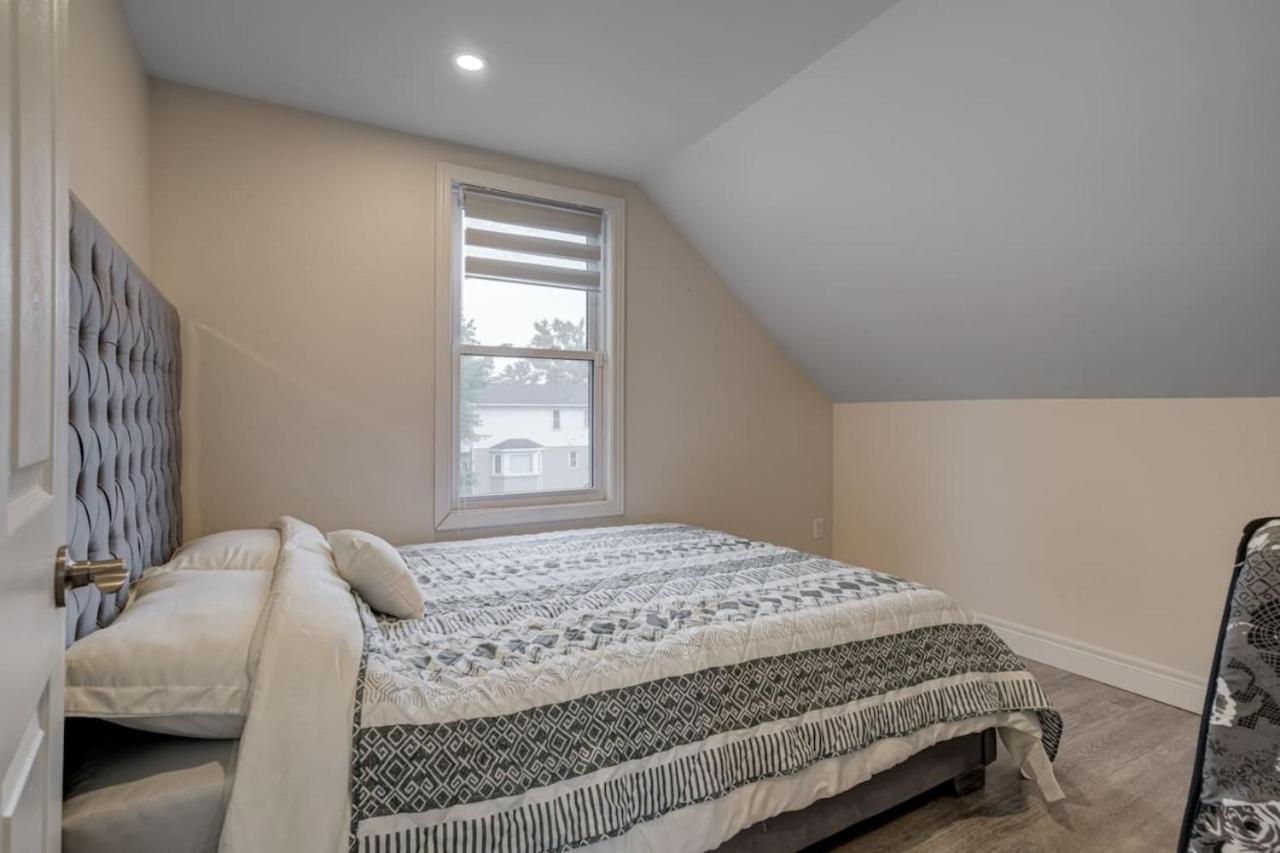 Cozy 1BR House in Central Niagara Escape