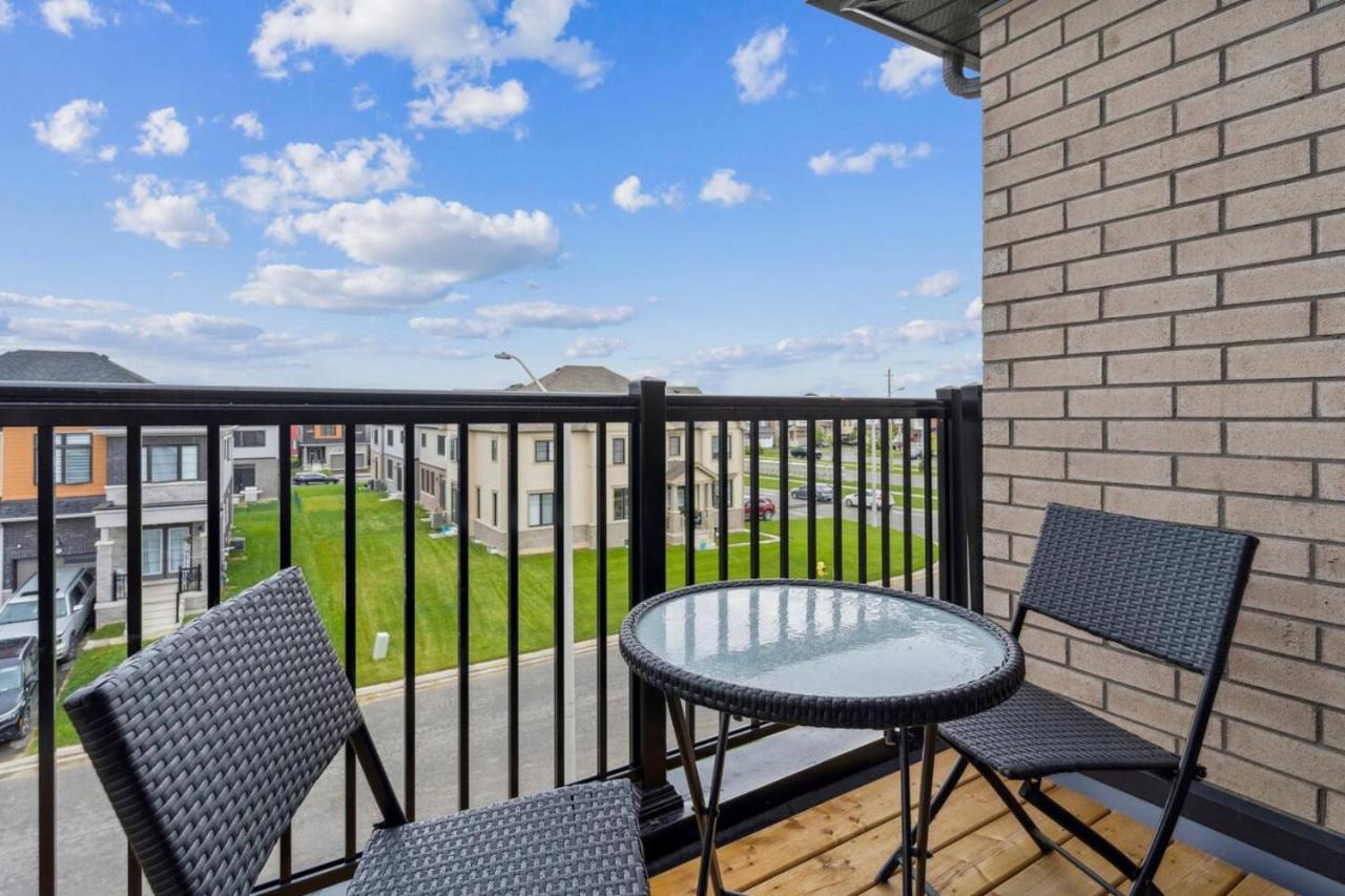 A Brand New 4BR Townhouse in Thorold Retreat