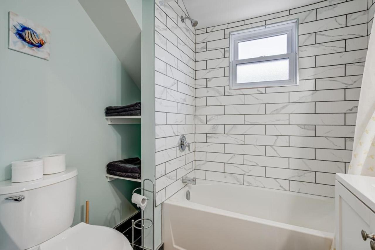 Cozy 1BR House in Central Niagara Escape
