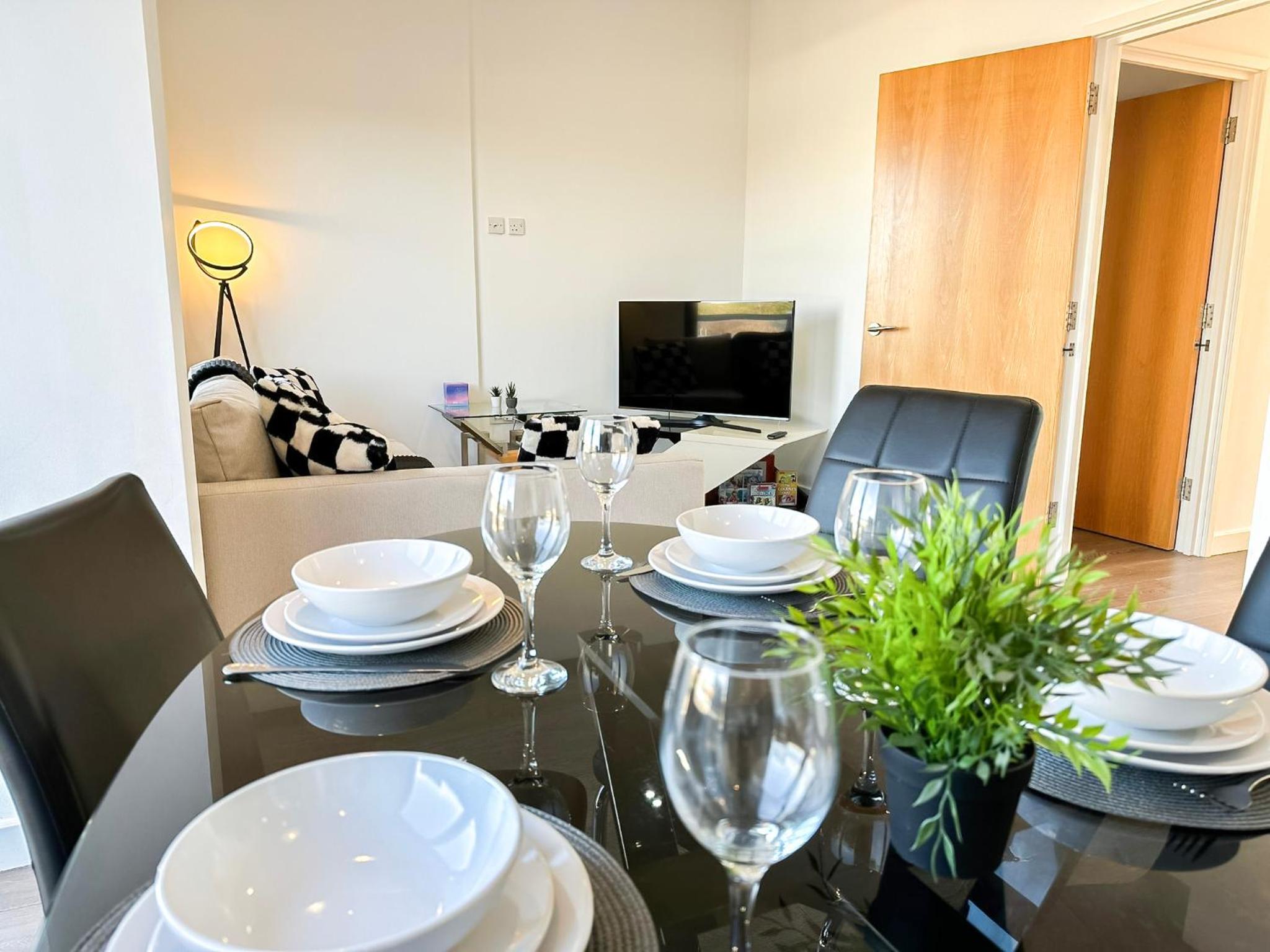 Contemporary Apartments with Private Balconies in Hoxton near Shoreditch, Old Street, Islington by NourNest Apartments
