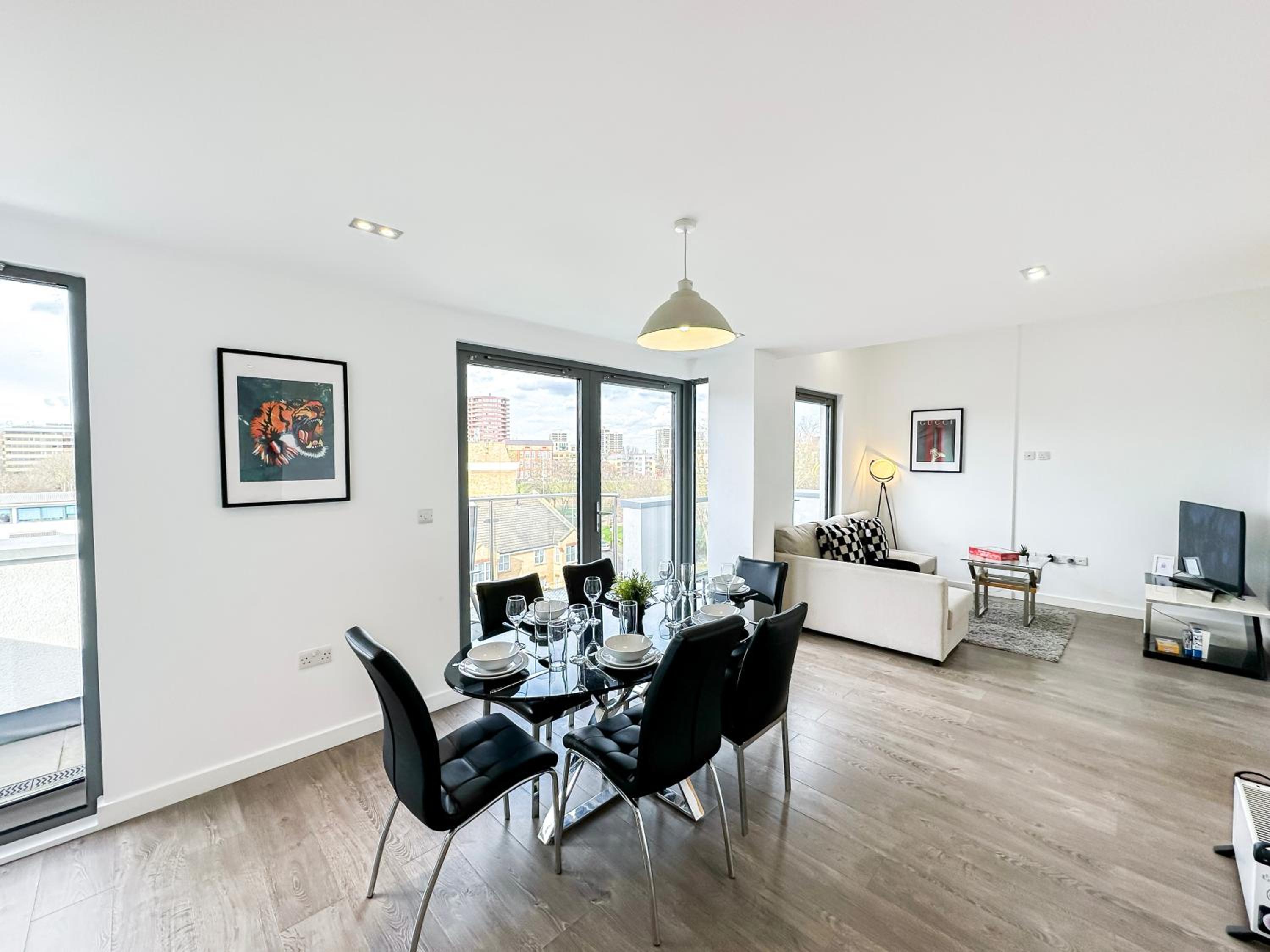 Contemporary Apartments with Private Balconies in Hoxton near Shoreditch, Old Street, Islington by NourNest Apartments