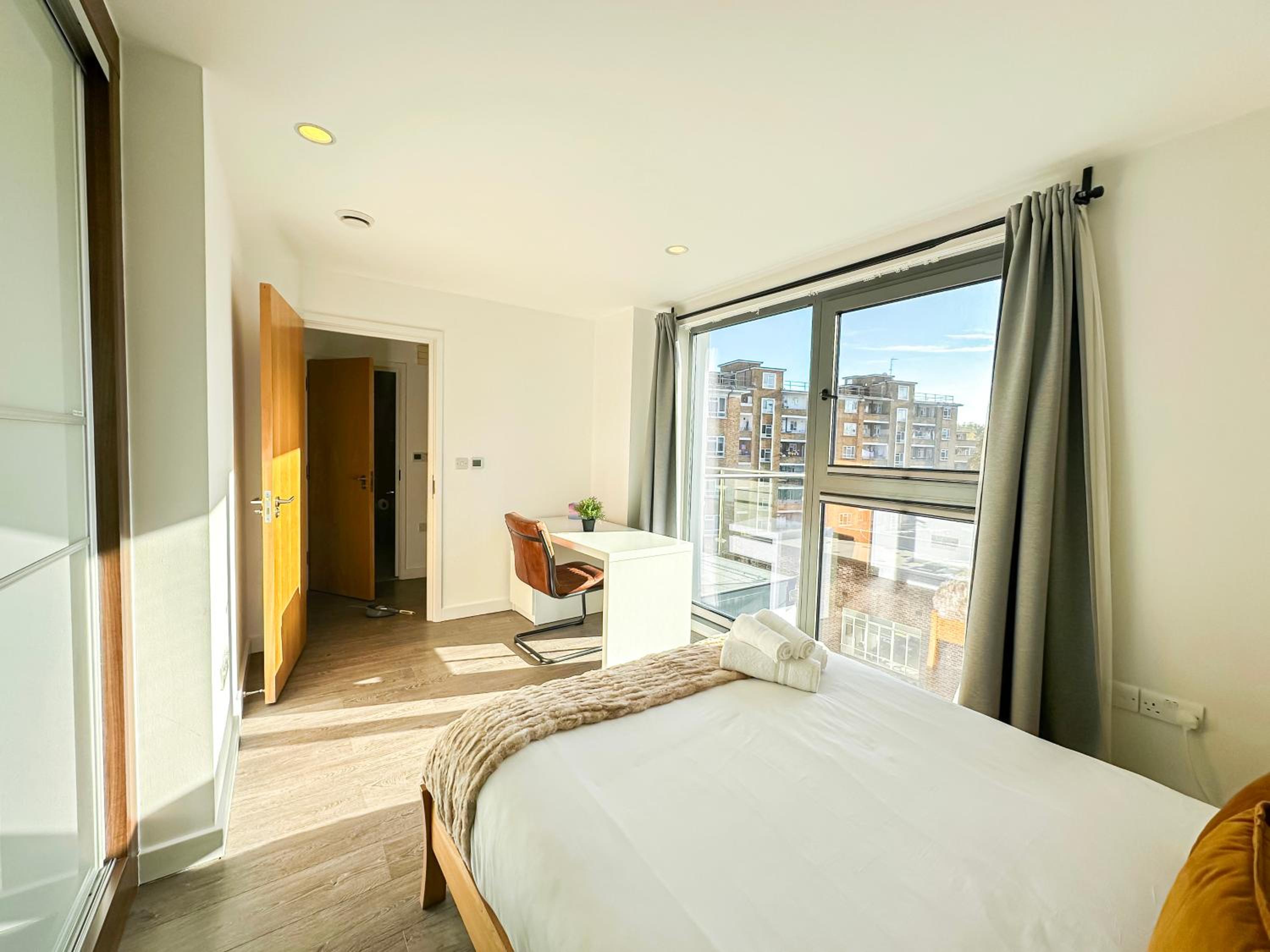 Contemporary Apartments with Private Balconies in Hoxton near Shoreditch, Old Street, Islington by NourNest Apartments