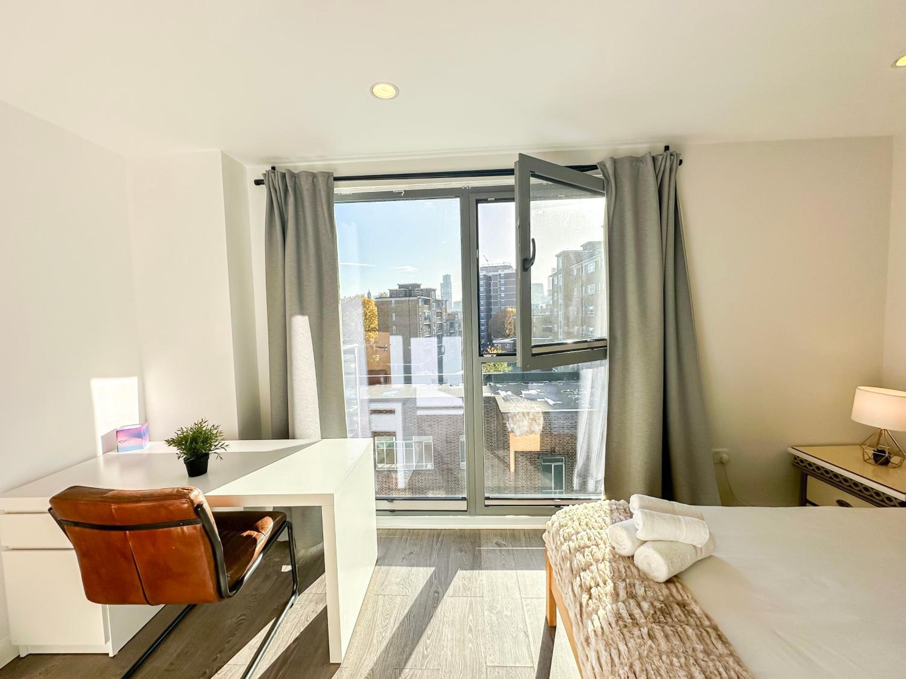 Contemporary Apartments with Private Balconies in Hoxton near Shoreditch, Old Street, Islington by NourNest Apartments